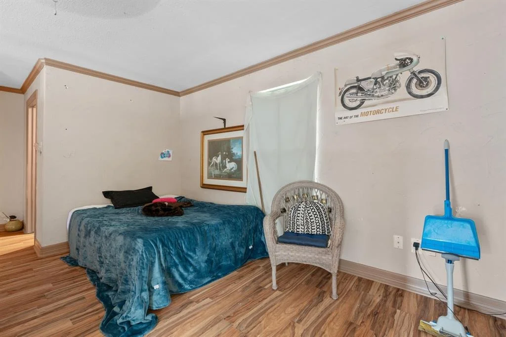 Photo of 323 Laura Lane