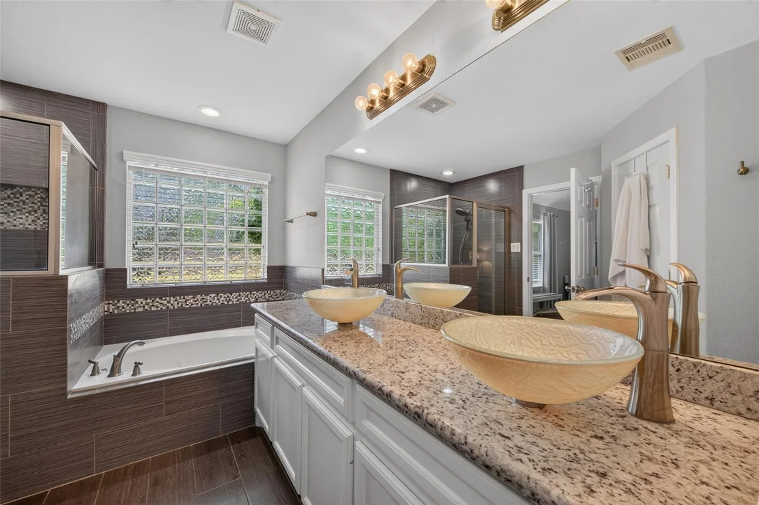 Photo of 10706 Harry Drive