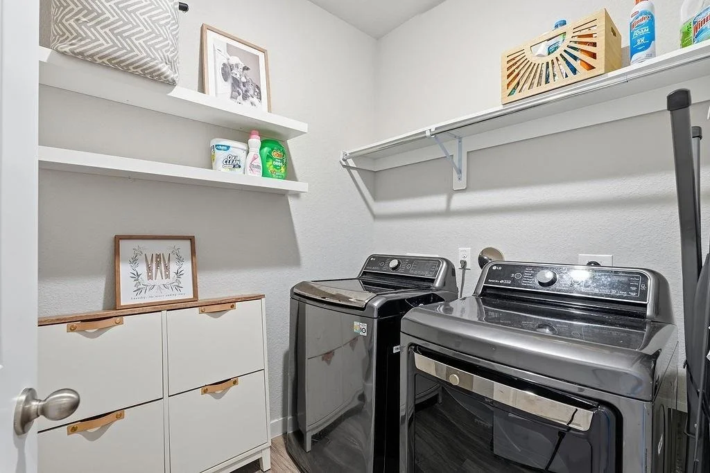 Photo of 4042 Shackleton Court