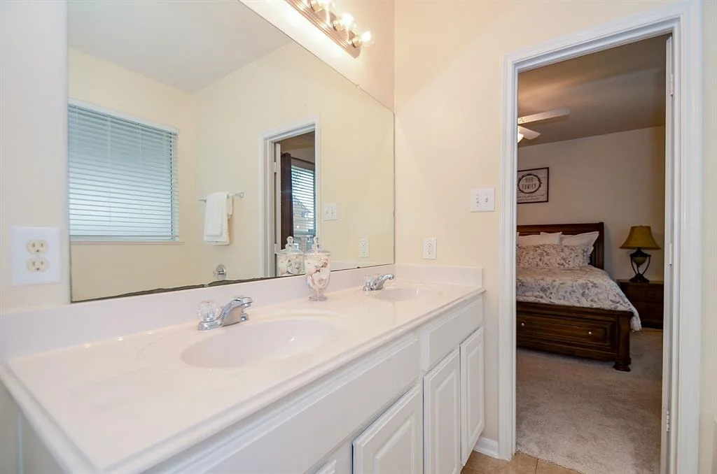 Photo of 7527 Oakleigh Drive