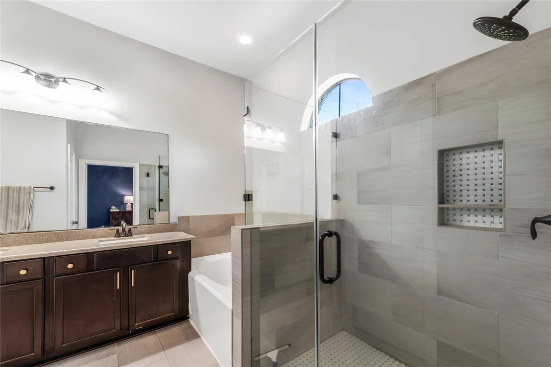 Photo of 702 Aulia Lane