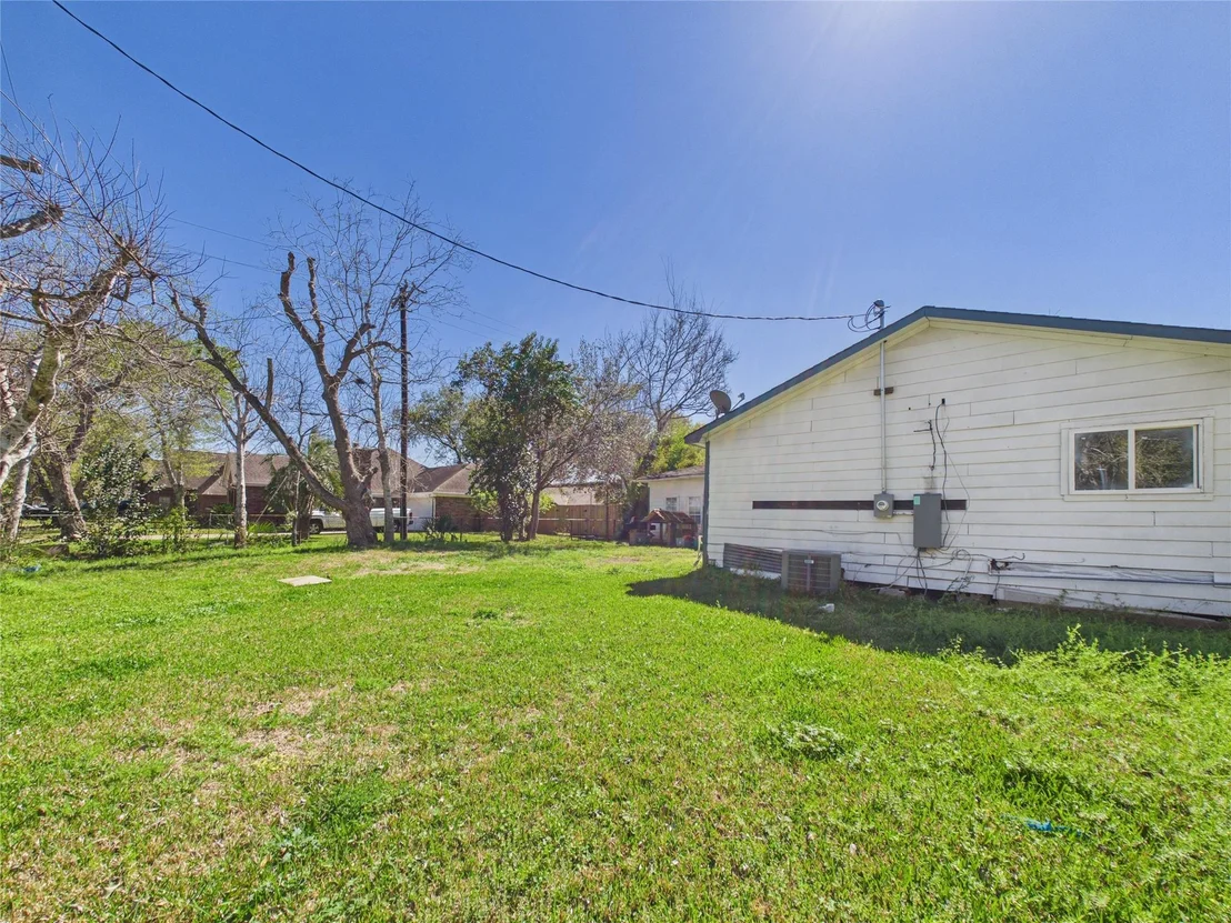 Photo of 2725 Redbud Lane