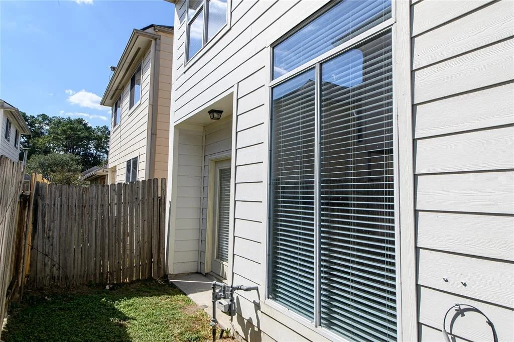 Photo of 815 Forest Bark Lane