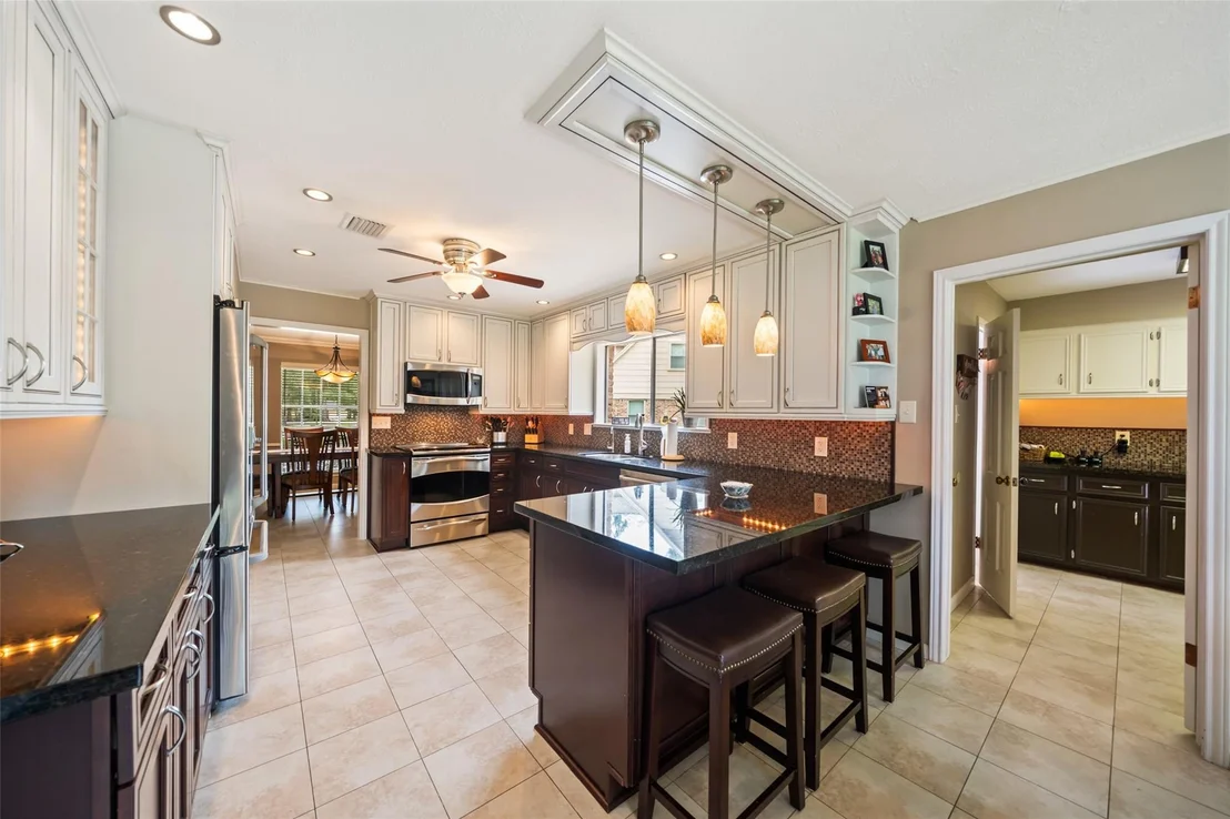 Photo of 715 Orleans Court