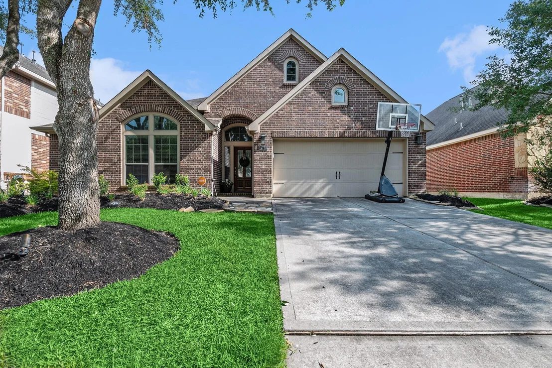 Photo of 14730 Yellow Begonia Drive