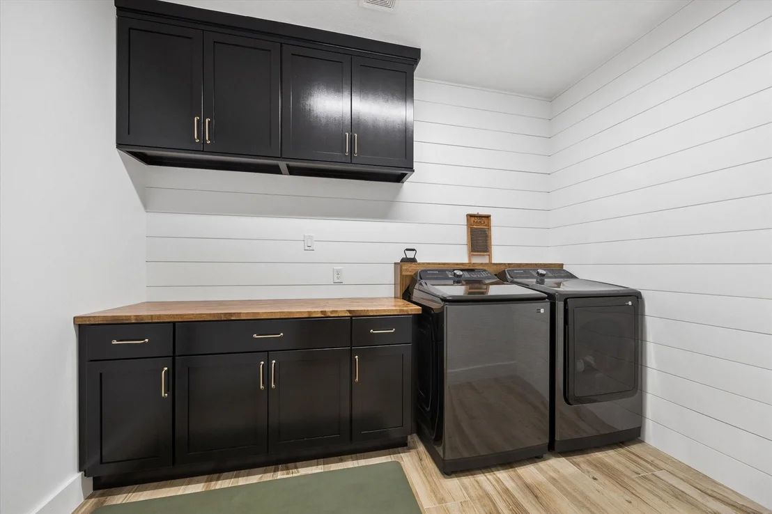 Photo of 5131 Timber Ridge Drive