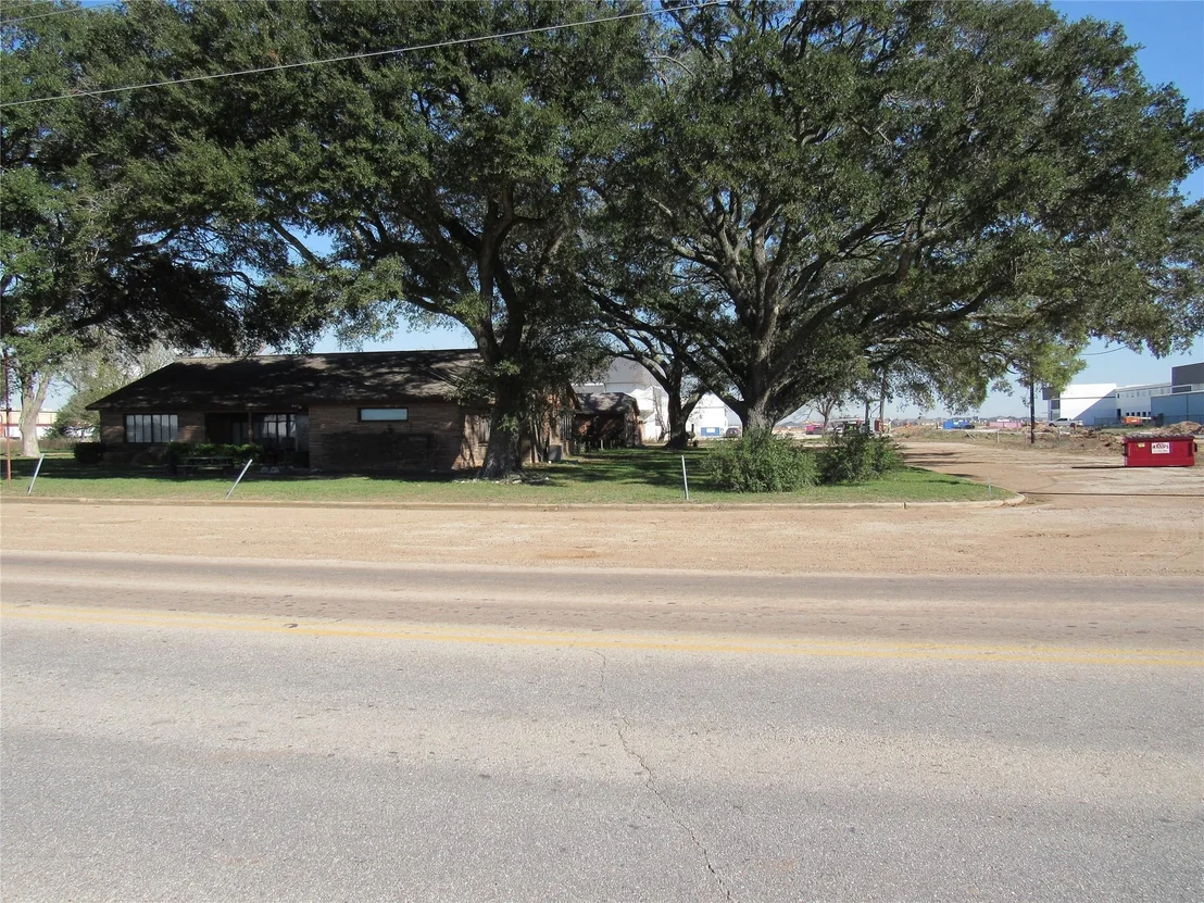 Photo of 2119 Woods Road