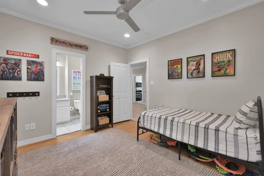 Photo of 10326 Paradise Valley Drive