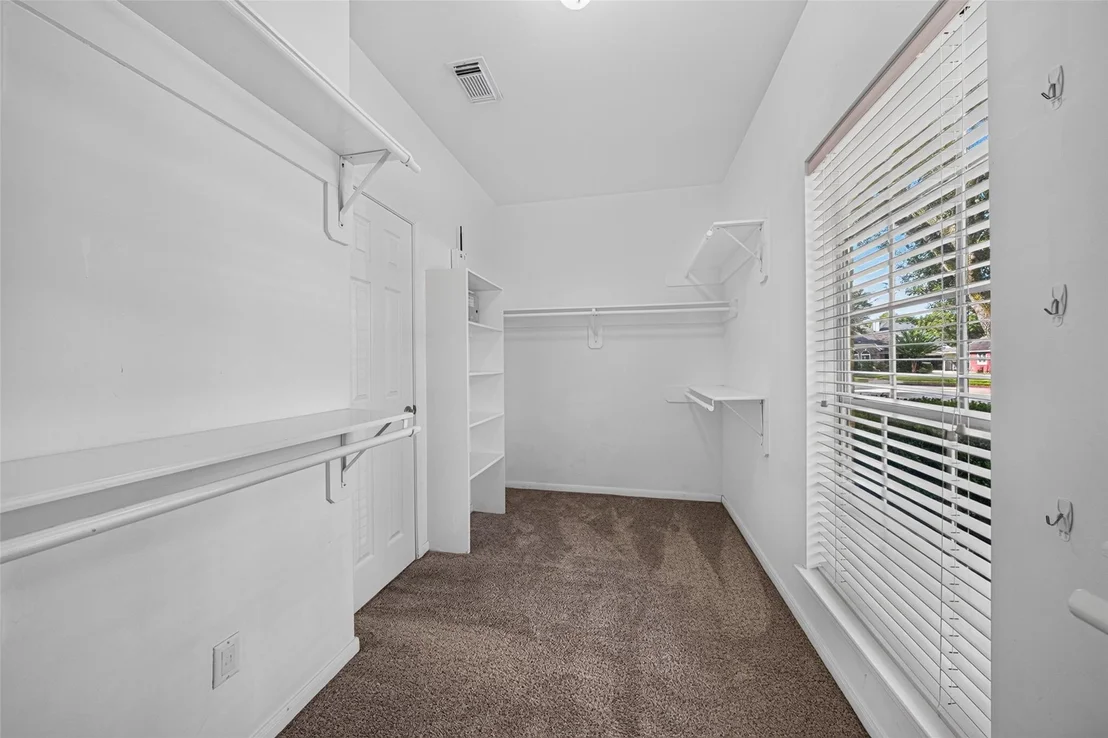Photo of 1719 Cantigny Lane