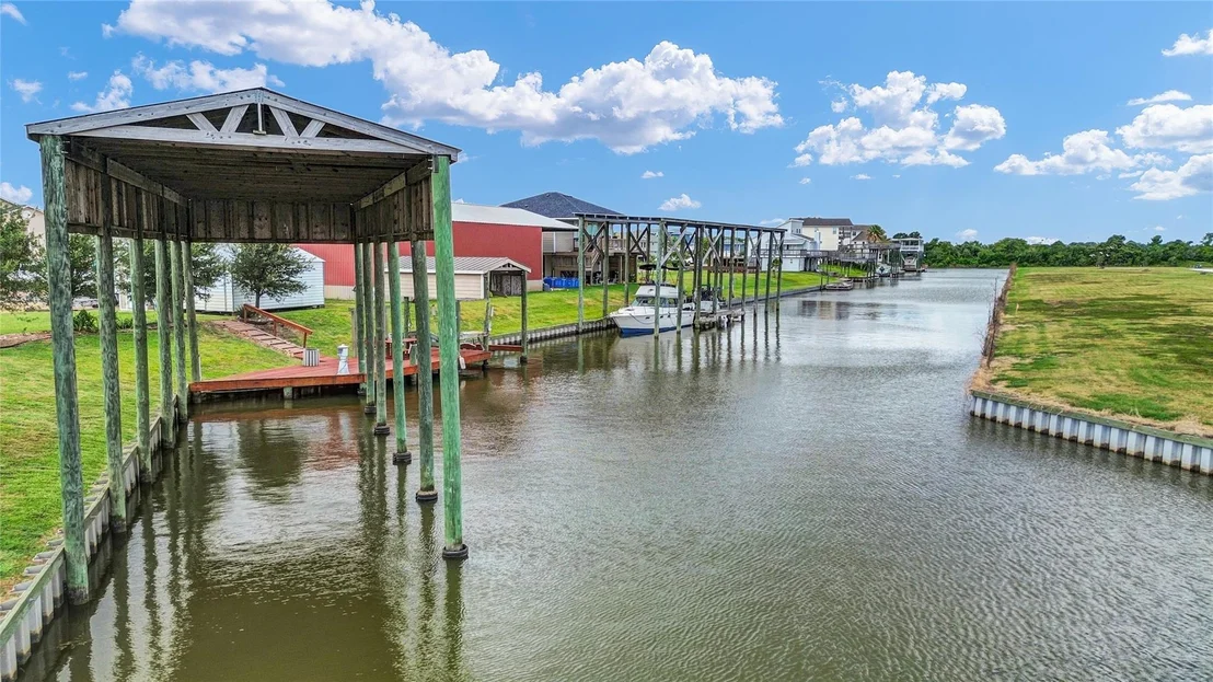 Photo of 220 Kings Drive