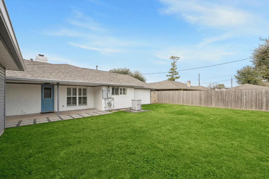 Photo of 5422 Golf Drive