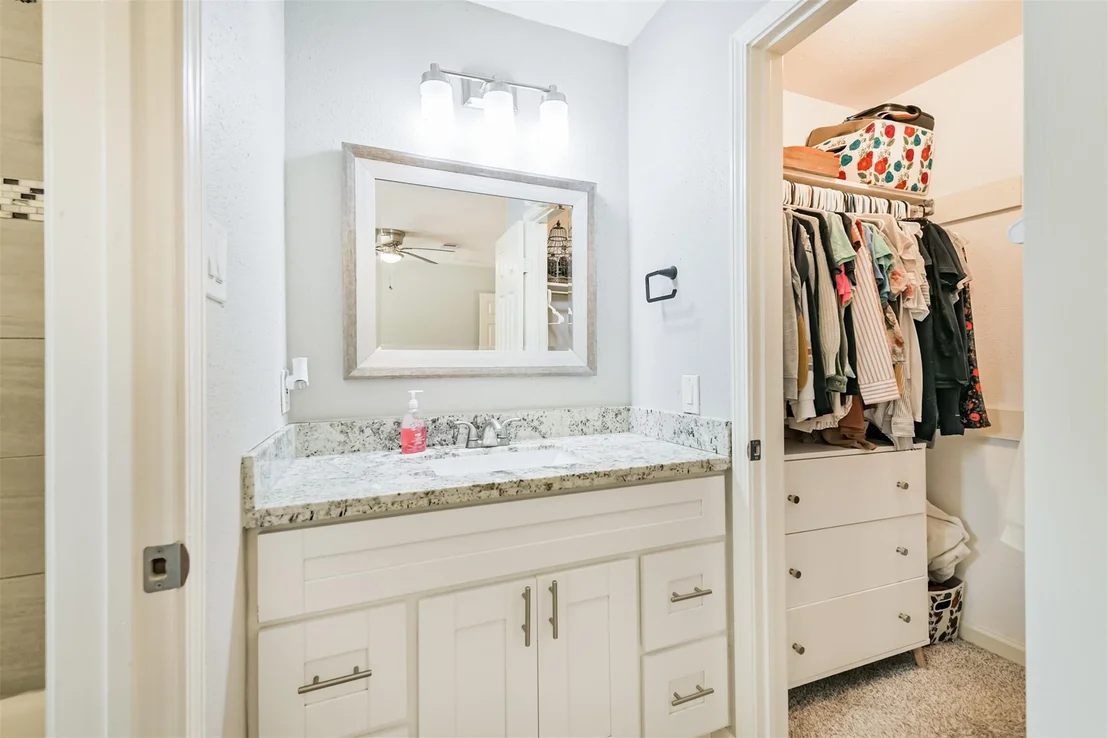 Photo of 5219 Forest Timbers Drive