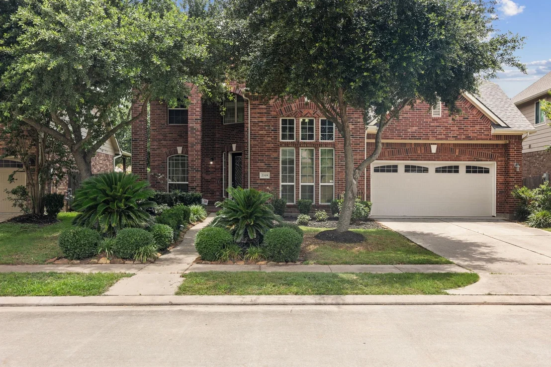 Photo of 2319 Genesta Path