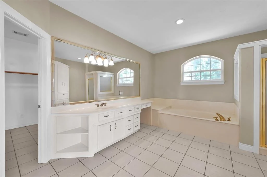 Photo of 15836 Malibu E
