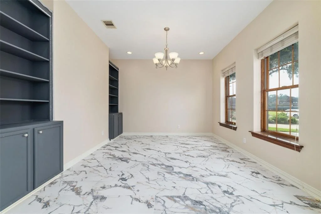 Photo of 8316 Summit Place