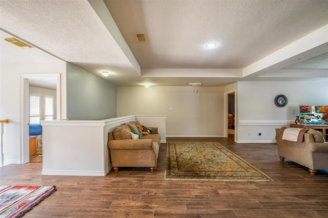 Photo of 8002 Royal Crest Court