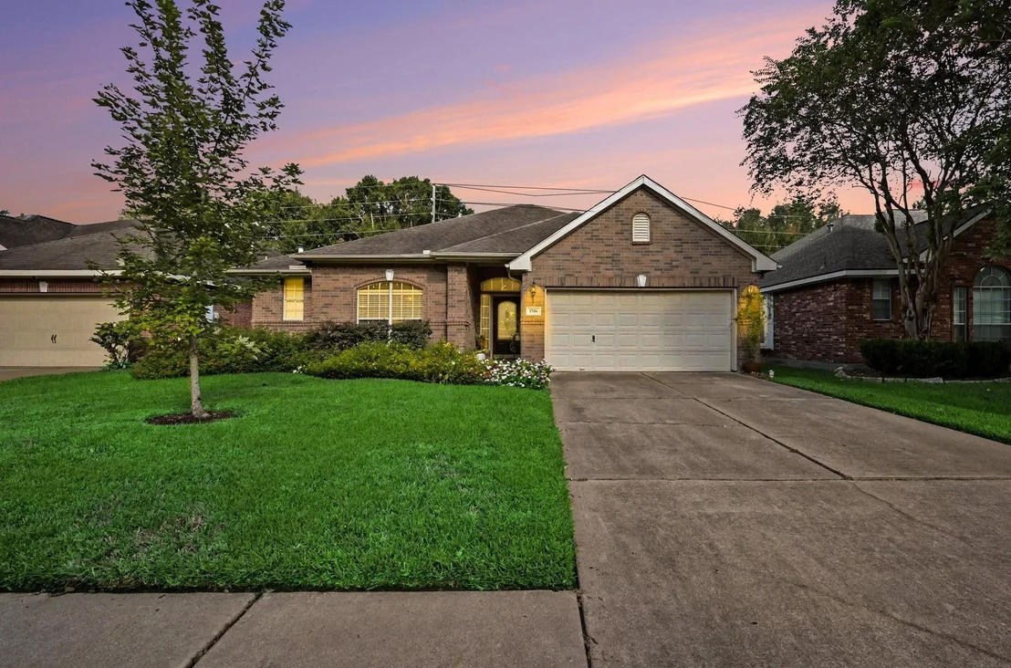 Photo of 1706 Fossil Park Drive