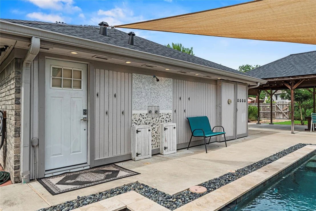 Photo of 2418 Pebbledowne Circle