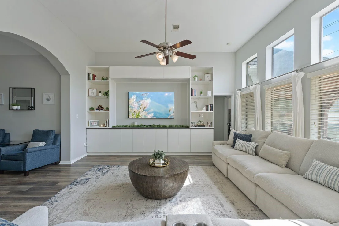 Photo of 31823 Forest Oak Lane