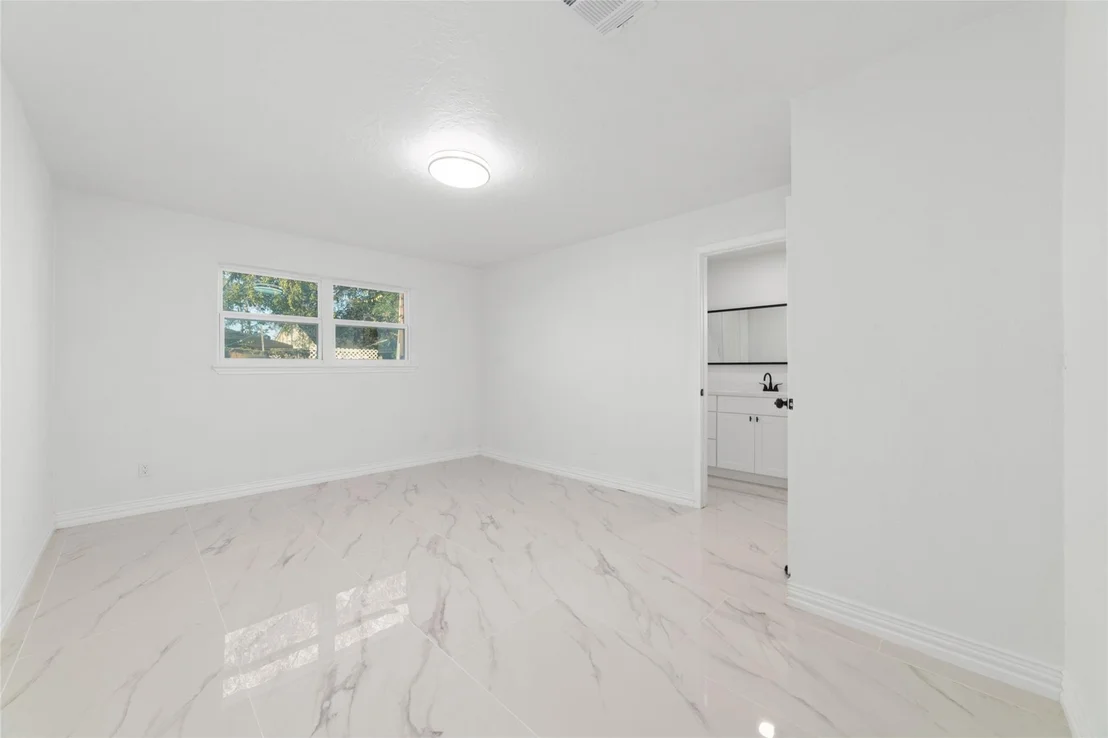 Photo of 11434 Sharpview Drive