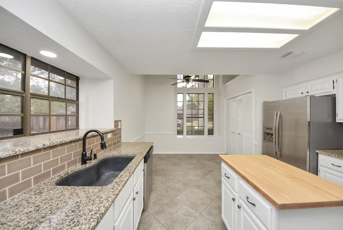 Photo of 903 Heathgate Drive