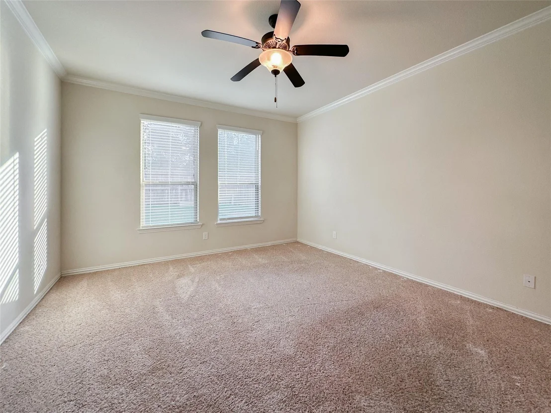 Photo of 110 S Sawbridge Circle