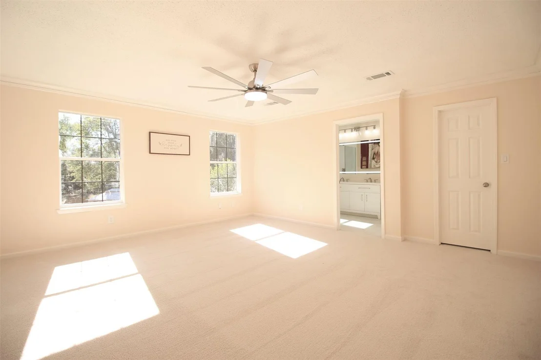 Photo of 8011 Goldengrove Drive