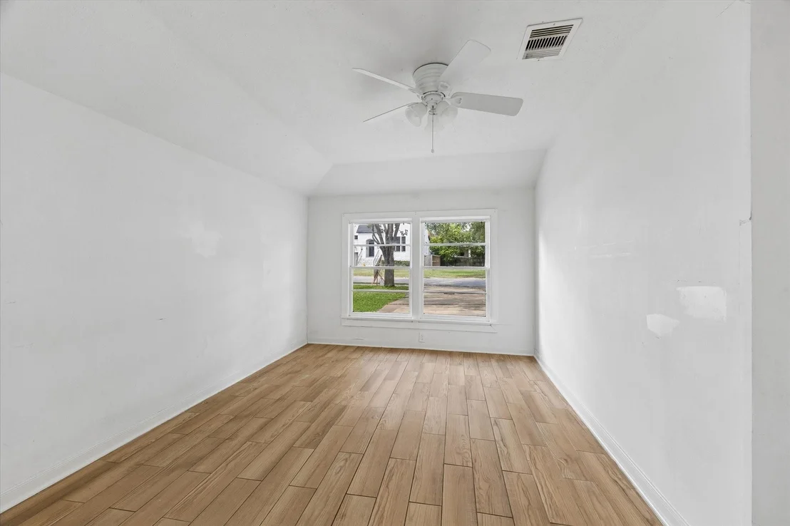 Photo of 5119 Patrick Henry