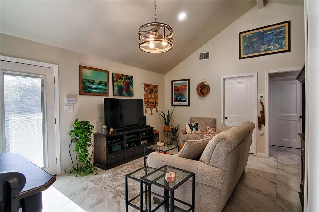 Photo of 700 Crooked Creek