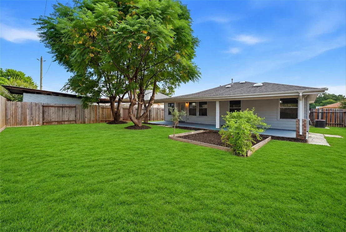 Photo of 3435 Red Cedar Drive