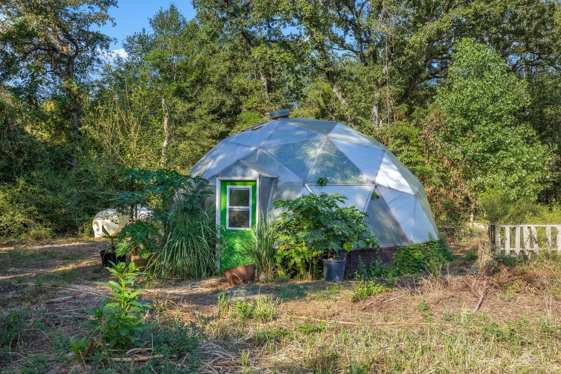 Photo of 1301 Private Road 3591