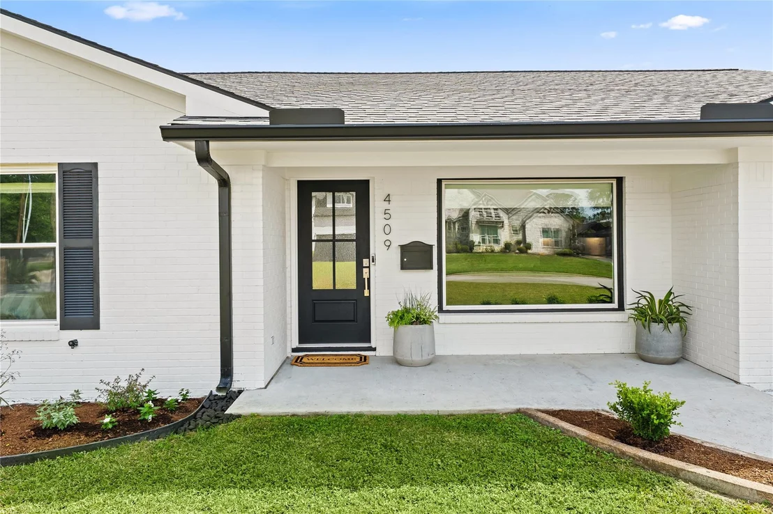 Photo of 4509 Brookwoods Drive