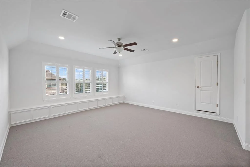 Photo of 25241 Forest Lake Circle
