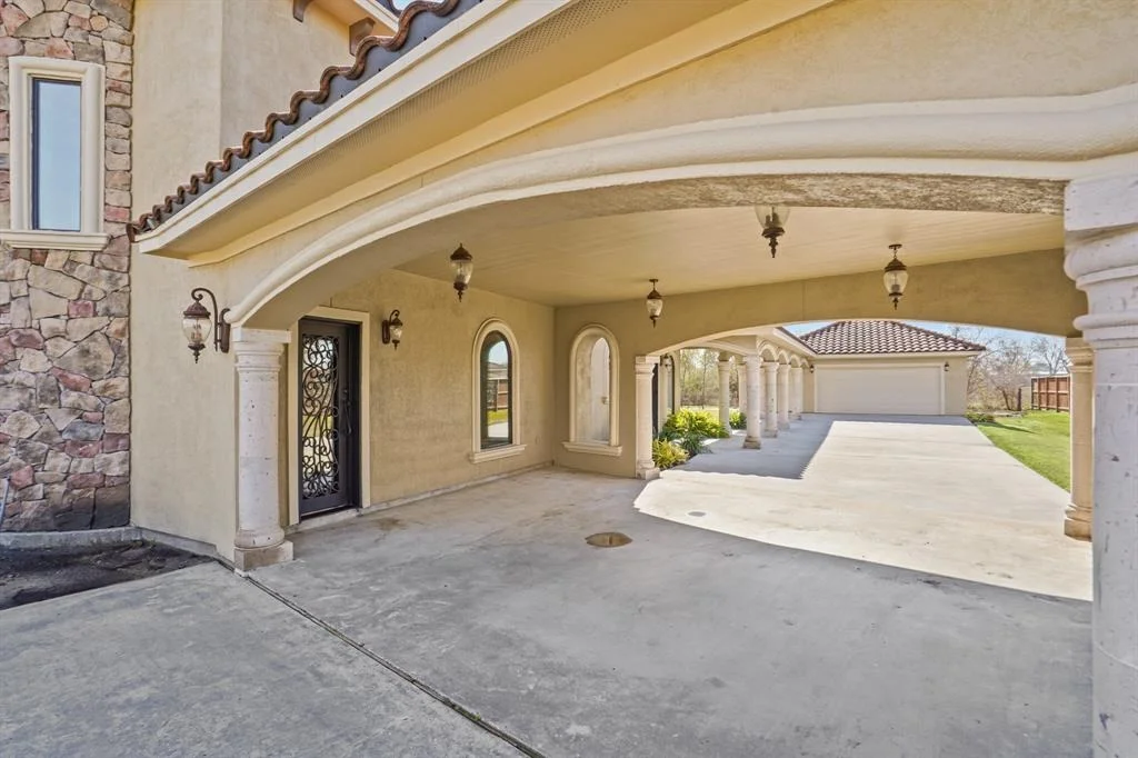 Photo of 16110 Rodale Drive