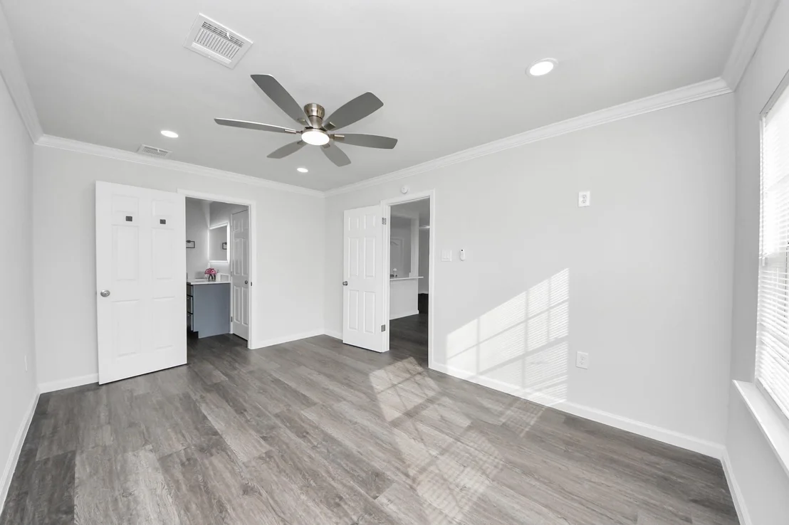 Photo of 6511 Mohawk Street