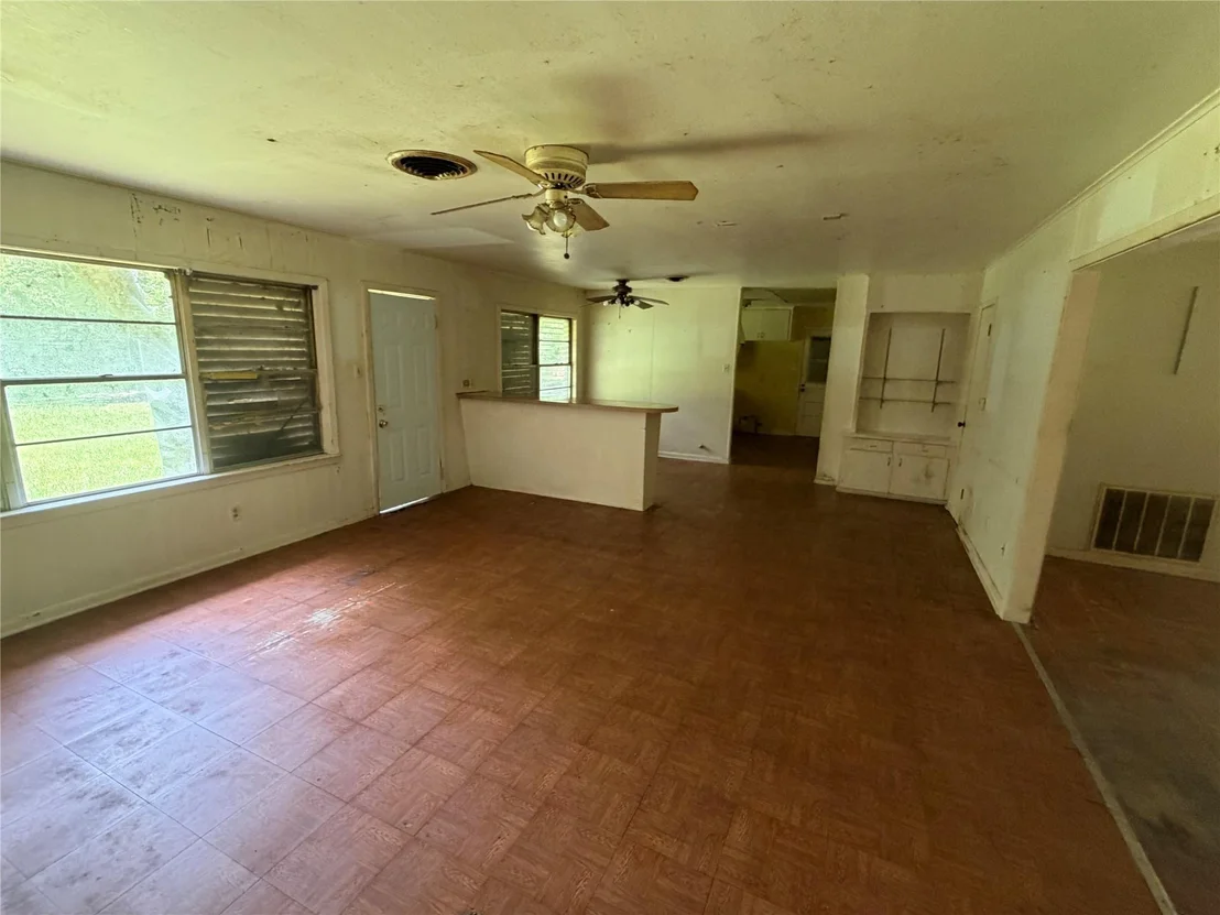 Photo of 1301 N Vauthier Lane