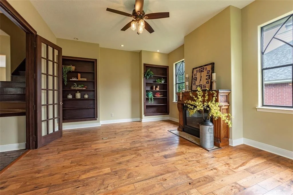 Photo of 2209 Oak Drive