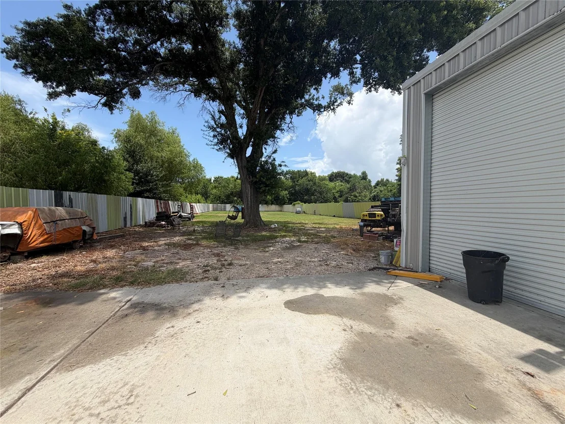 Photo of 9727 Radio Street