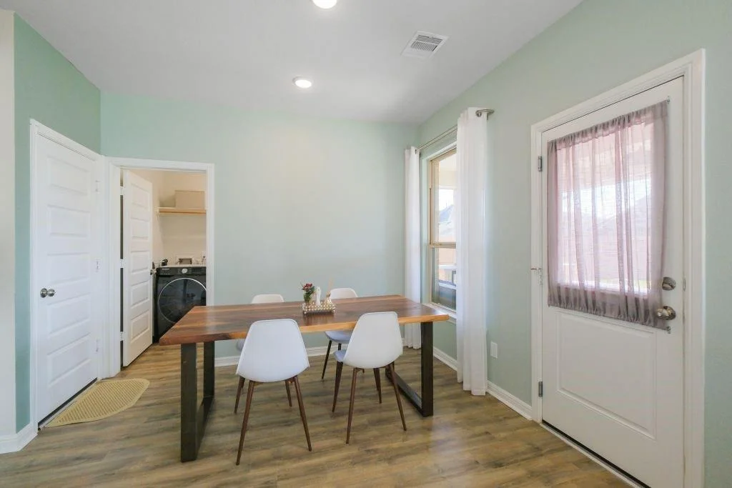 Photo of 8710 Grasswren Road