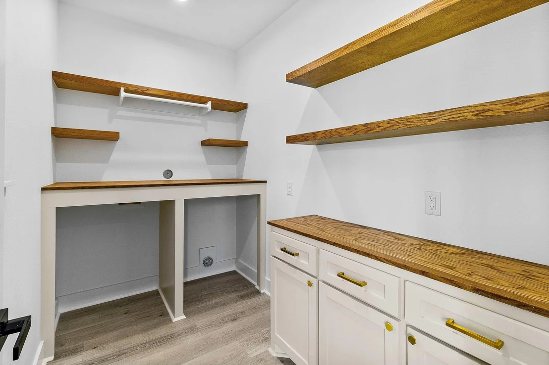 Photo of 275 Hereford