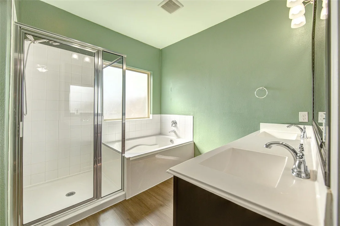 Photo of 5263 Lilac Hollow Lane