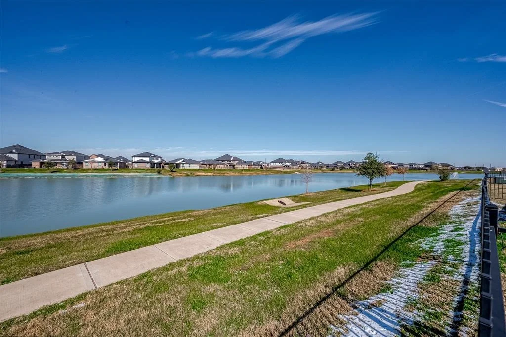 Photo of 28322 Hannahs Harbor Lane