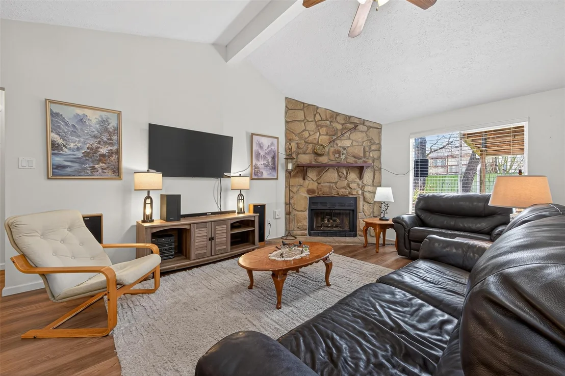 Photo of 3639 Nutwood Lane