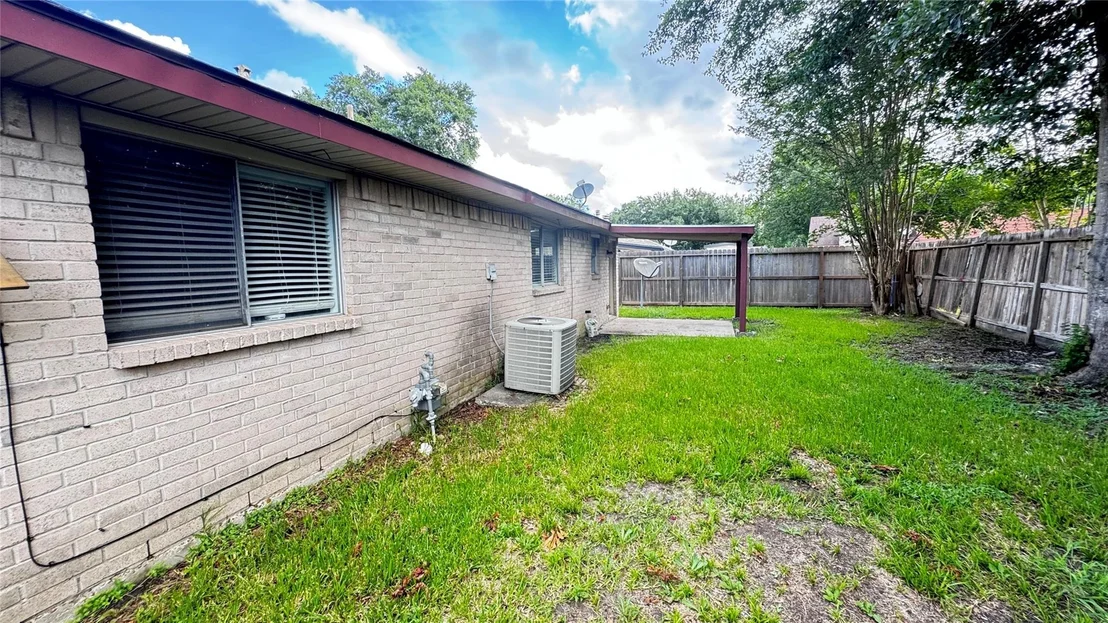 Photo of 2511 Maple Tree Court