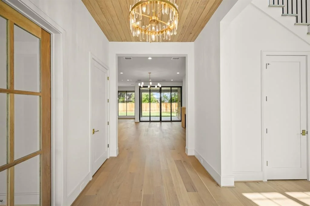 Photo of 1222 Glourie Drive