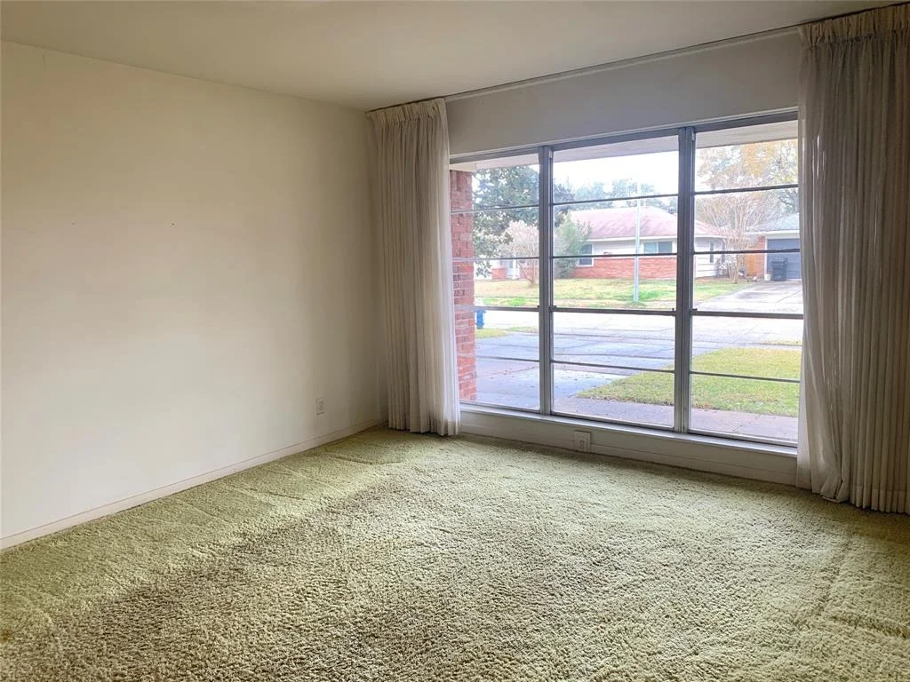 Photo of 4609 Redstart Street