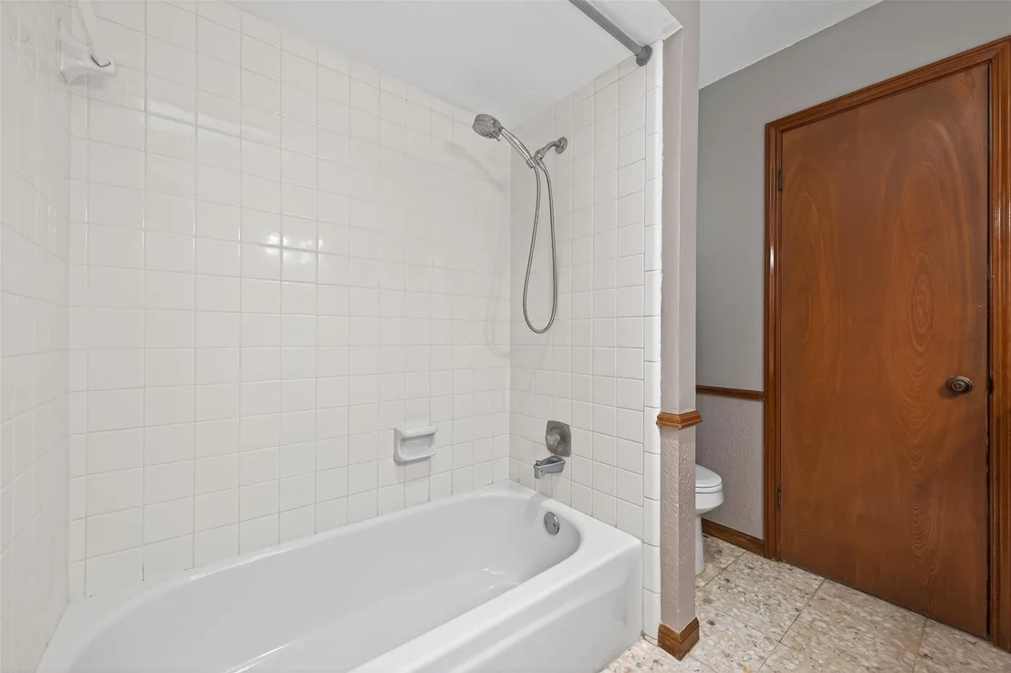 Photo of 7911 Pine Green Lane
