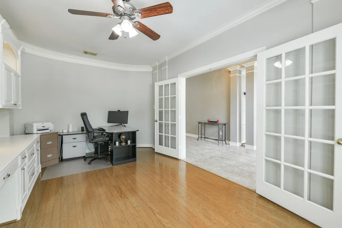 Photo of 16050 Lockdale Lane