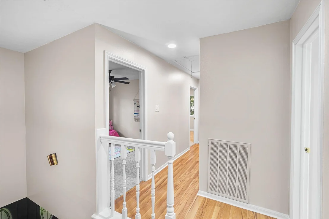 Photo of 15027 Walters Road