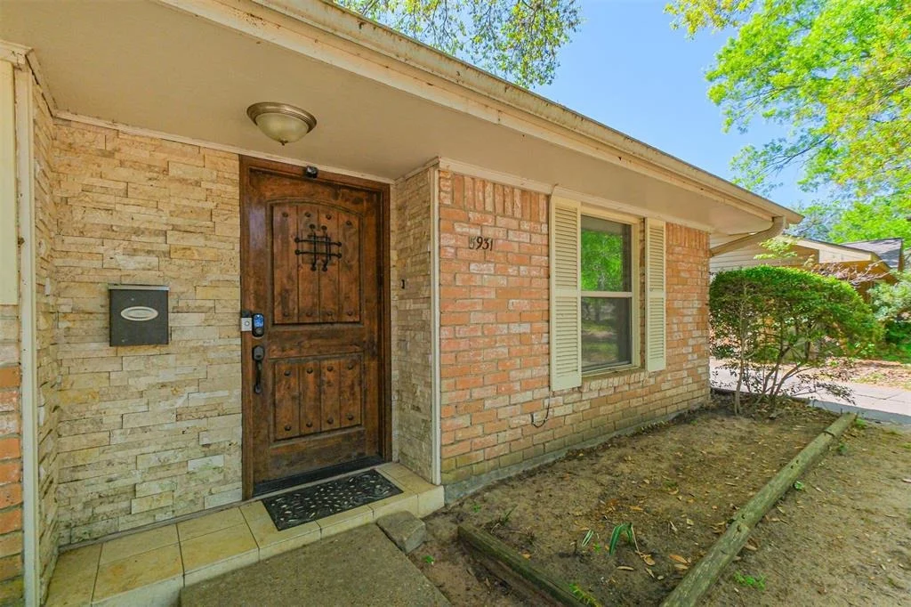 Photo of 5931 Reamer Street